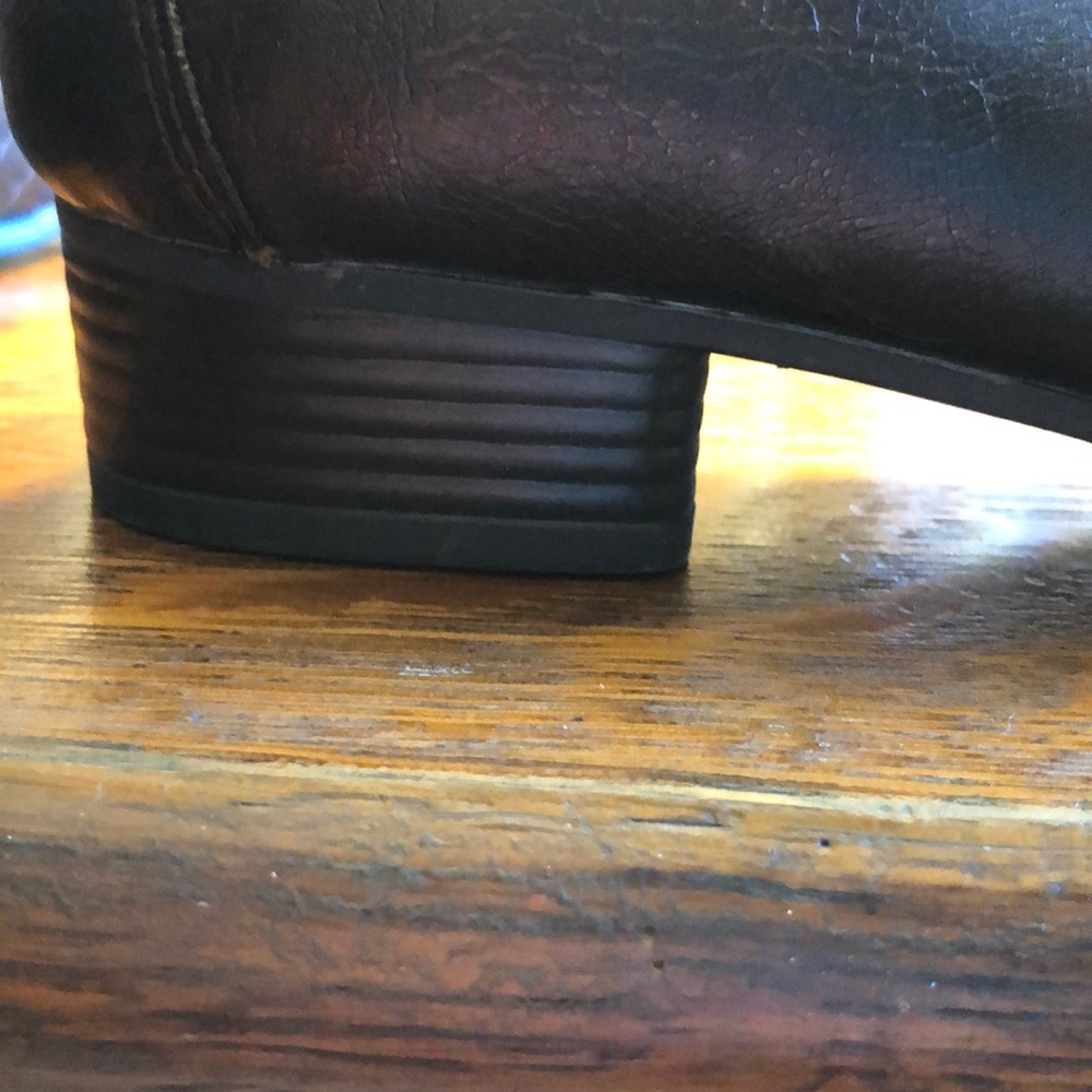 Shoes - Picture 3 of 3
